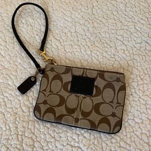 VintageCoach Signature khaki/brown Wristlet